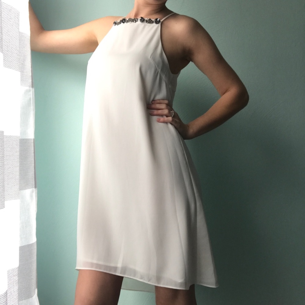 Beaded detailed ivory dress NWT